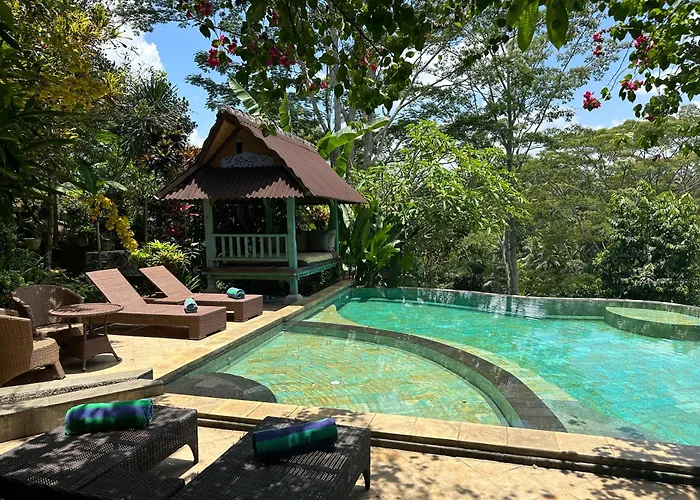 Tirta Asri Ubud Villa