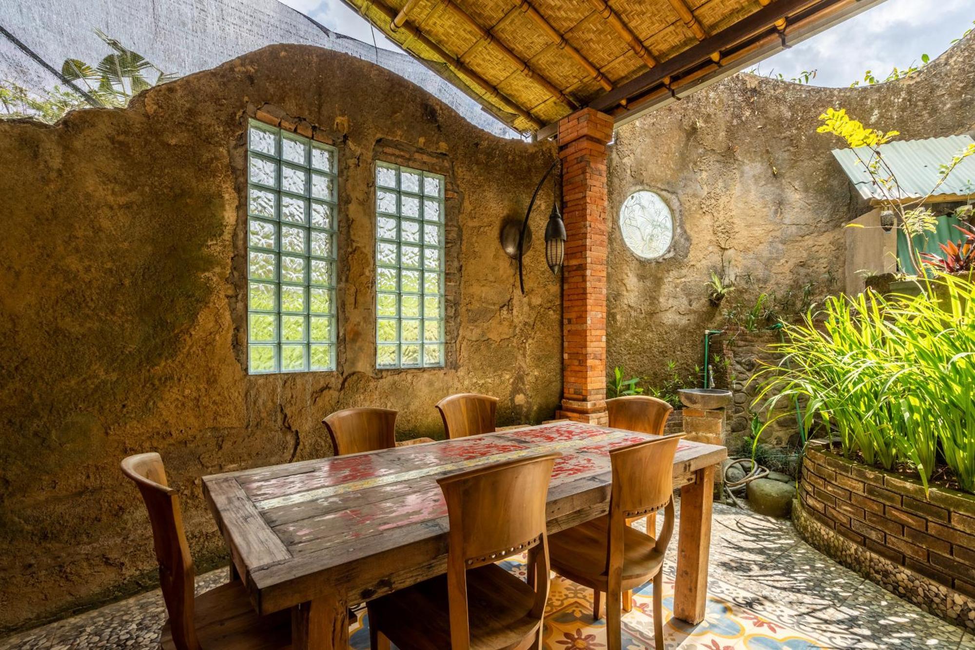 Tirta Asri 4* Ubud