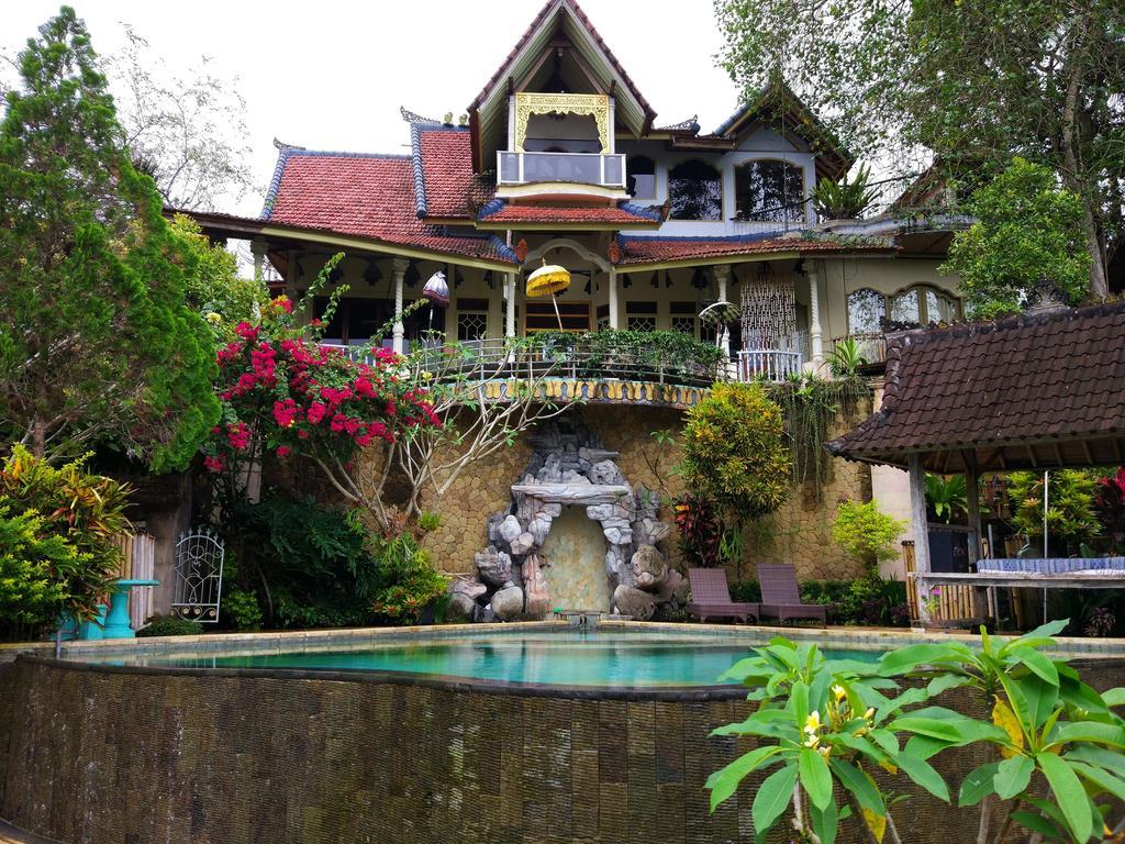 Vakantiepark Tirta Asri 4*